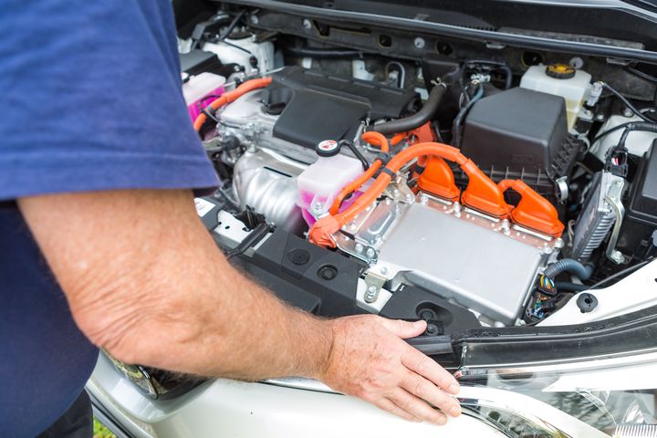 Hybrid Maintenance In Cincinnati, OH Hybrid Maintenance In Cincinnati, OH
